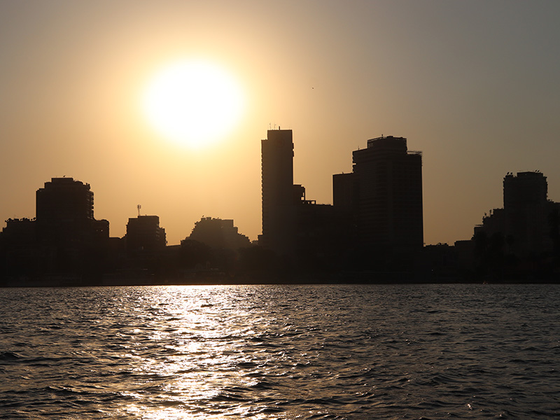 Il Cairo: un viaggio tra fascino e decadenza di una megalopoli